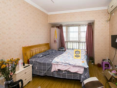 <b class=redBold>天目未来</b> 1室0厅1厨1卫 28.28m² 精致装修