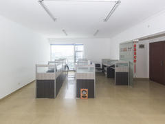 东江豪苑 5室2厅1厨2卫155.0m²满五年